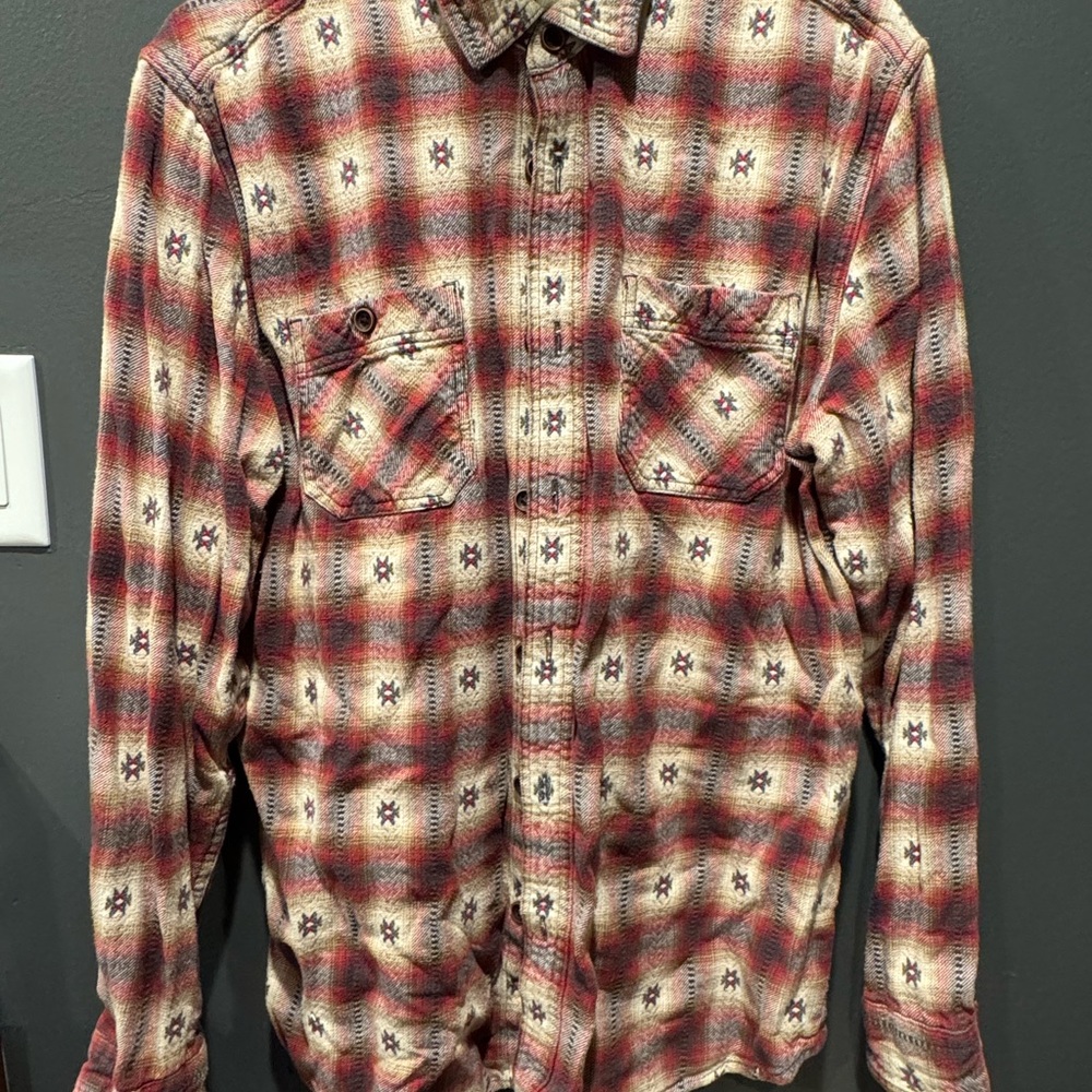 Ruff Haven Men’s Red Cotton Aztec Long Sleeve Button down
(A1)